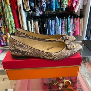 Kate Spade Elise Snakeskin flats size 11